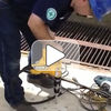 Hydraulic hammer drill for concrete floors